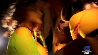 Obožujem, ko je fant, ki sem sranje, ki je pritrjena