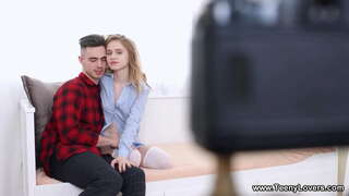 ���ುಟ್ಟ ಪ್ರೇಮಿಗಳು-ಎಂತಹ ಅದ್ಭುತ ದೃಶ್ಯ!