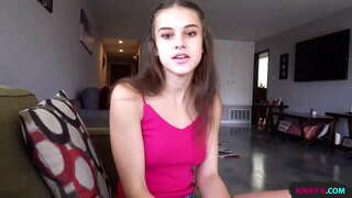 Akong stepsister nakita ang iyang boyfriend nga pagpanikas sa iyang ug gusto sa pagkuha og balik sa kaniya nangutana siya kanako sa fuck sa iyang ug himoa nga iyang dad-a sa mga litrato sa kanato - si Ellie Idol