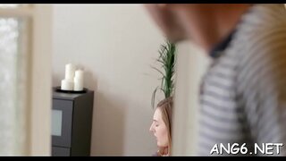 Elegantno floozy Niki piha dobro