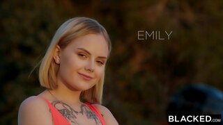 APAGUEI Ela estava de férias e queria tratar-se de algum BBC